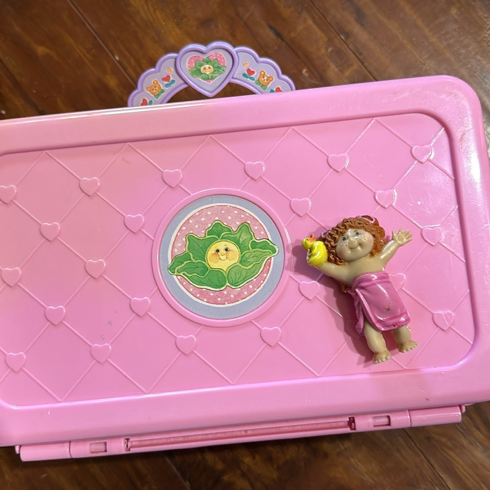 Vintage 1995 Cabbage Patch Kids Nursery Kaboodle Playset w Figure